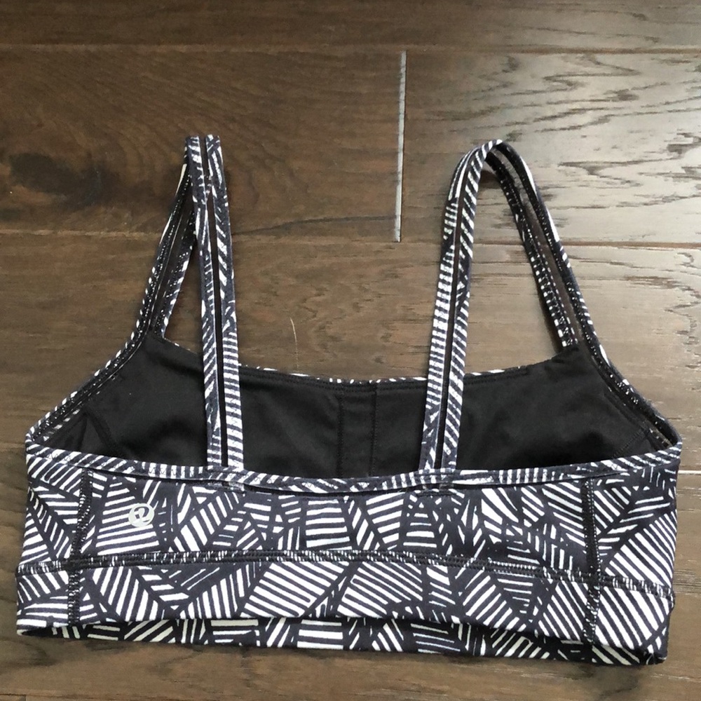 Lululemon - Picture 2 of 3